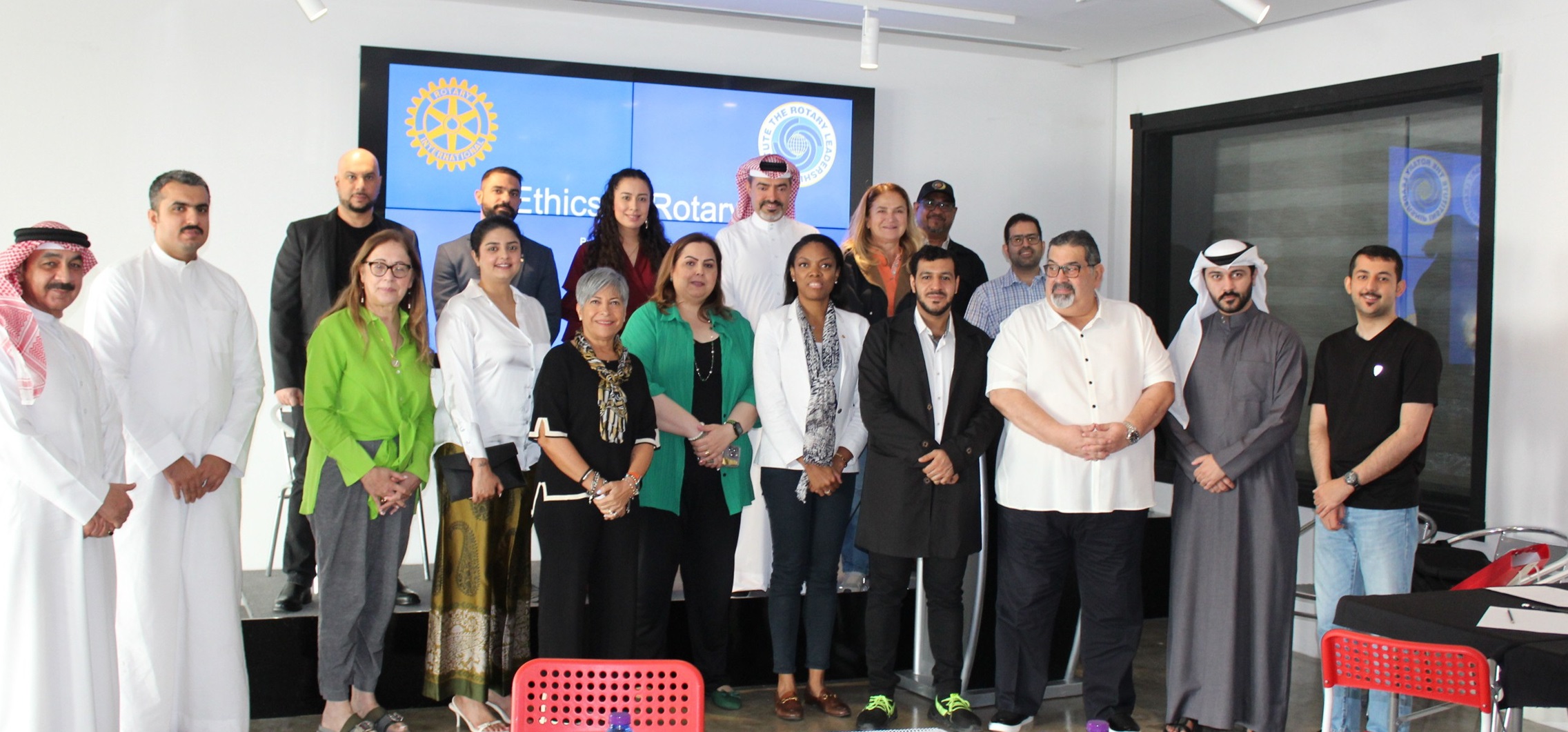 Bahrain Rotary Clubs Isnpired New Generation of Leaders with the Completion of Local RLI