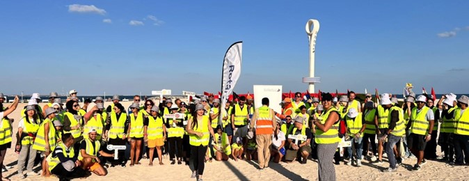 End The Litter Trail initiative by Rotary Club of Dubai and Rotaract Club of Dubai - UAE D2452