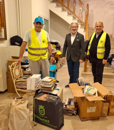 Herakleion El Greco Rotary Club Donated Books - D2475