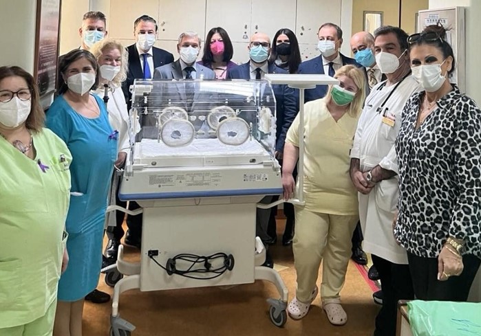 Handover Ceremony of Intensive Care Incubator to The Alexandra Hospital