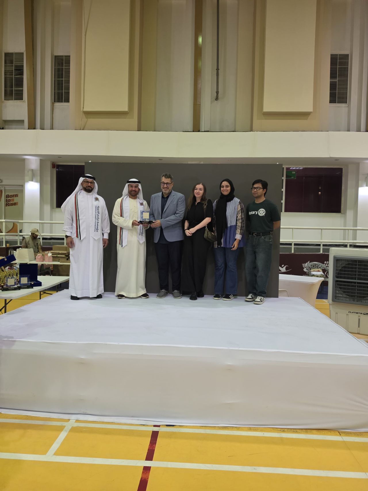 Rotary Club of Dubai Cosmopolitan Supports Back-to-School Initiative for 1,000 Children - 1